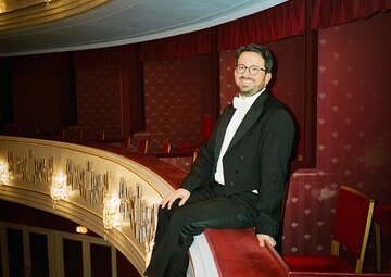 Gerrit Prießnitz, Chefdirigent des Tiroler Landestheaters