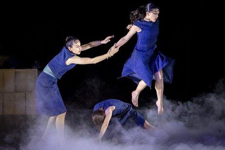 Sarah Merler, Elizabeth Shupe, Letizia Pignard