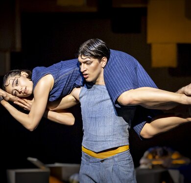 Melissa Totaro, Giorgos Mitas