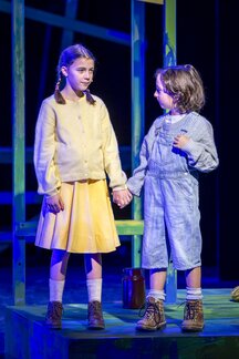 Aninka (Helena Kammerer Velez), Pepiček (Milo Jaindl)