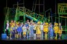 Chor (Pianissimos und Mezzofortissimos, Kinderchor des Thiroler Landestheaters), Katze (Helena Duringer), Hund (Liv Veneri), Polizist (Nala Profanter), Eismann (Neea Lille Zerlauth), Pepiček (Jakob Noggler), Aninka (Felicitas Kogler), Bäcker (Lena Stöckl), Spatzen (Wilma Gstrein,Sarah Hegen)