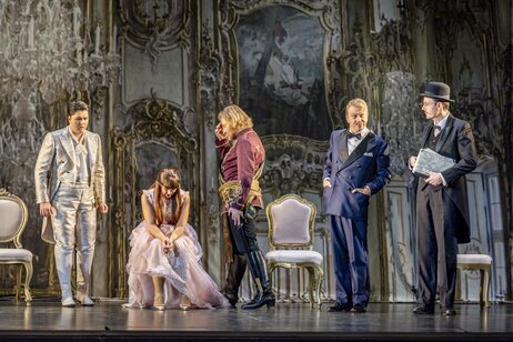 Bernarda Klinar (Octavian), Annina Wachter (Sophie), Johannes Maria Wimmer (Ochs), Erwin Belakowitsch (Faninal), Oliver Sailer (Notar)