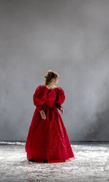 Marie Smolka (Tatjana)