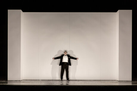 Jacob Phillips (Onegin) | © Birgit Gufler