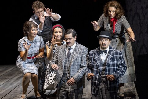 Camilla Lehmeier (Meg Page), Alexander Fedorov (Fenton), Anastasia Lerman (Nannetta), Jacob Phillips (Ford), Jakob Nistler (Dr. Cajus), Cristiana Oliveira (Alice Ford)