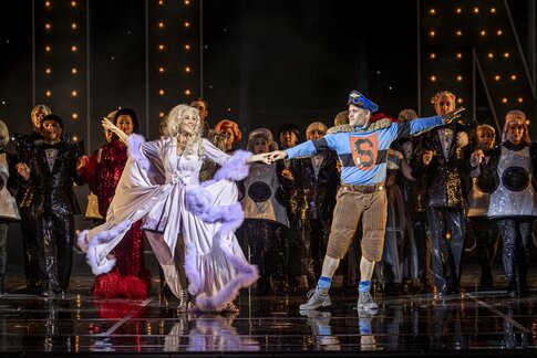 Susanne Langbein (Frau Luna), Florian Stern (Fritz Steppke), Chor