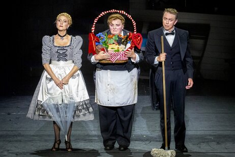 Susanne Langbein (Josepha), Petra Alexandra Pippan (Piccolo), Erwin Belakowitsch (Leopold)