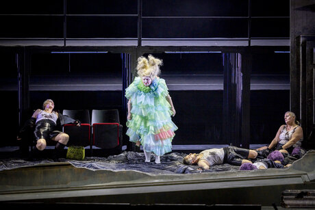 Petra Alexandra Pippan (Philidel) & Extrachor | © Birgit Gufler