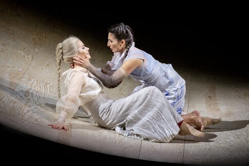 Anastasia Lerman (Vitellia), Camilla Lehmeier (Sesto)