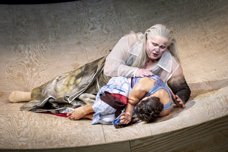 Uwe Stickert (Tito), Camilla Lehmeier (Sesto) | © Birgit Gufler