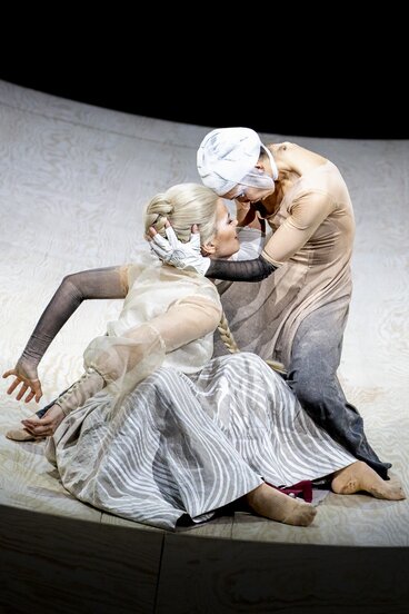 Anastasia Lerman (Vitellia), Catherine Jaeger (Das Gewissen)