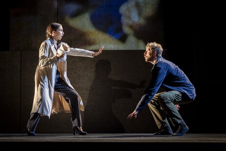 Liebesgesang. Mimi Doulton (SIE) & Benjamin Chamandy (ER) | © Birgit Gufler