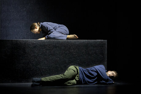 Liebesgesang. Mimi Doulton (SIE) & Benjamin Chamandy (ER) | © Birgit Gufler