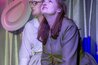 Marion Reiser (Elena) & Sara Nunius (Lila)