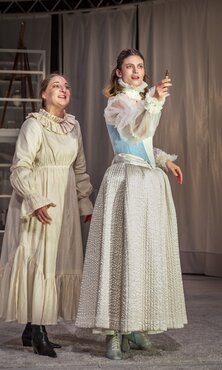 Marion Reiser, Julia Posch
