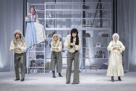 Stefan Riedl, Julia Posch, Marie-Therese Futterknecht, Patrick Ljuboja, Marion Reiser | © Birgit Gufler Stefan Riedl, Julia Posch, Marie-Therese Futterknecht, Patrick Ljuboja, Marion Reiser | © Birgit Gufler