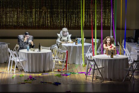 Pagliacci: Aris Argiris (Tonio), Jason Lee (Peppe) & Marie Smolka (Nedda) | © Birgit Gufler