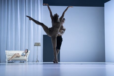 Catarina Abreu, Mariana Romão, Iliano Tomasetto / Celestial Fractures
