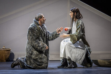 Christoph Kail (Ephraim), Julia Posch (Agnes) | © Birgit Gufler