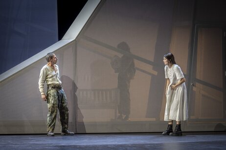 Christoph Kail (Ephraim), Tommy Fischnaller-Wachtler (Eben, im Schatten), Julia Posch (Agnes) | © Birgit Gufler