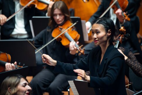 Dirigentin Tianyi Lu