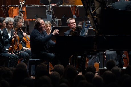 8. Symphoniekonzert_Tzimon Barto_04 | © WE FEEL 8. Symphoniekonzert_Tzimon Barto_04 | © WE FEEL