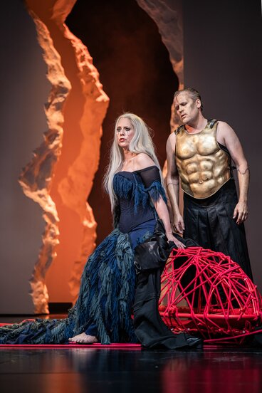 Anna Gabler (Ariadne), Florian Stern (Bacchus)
