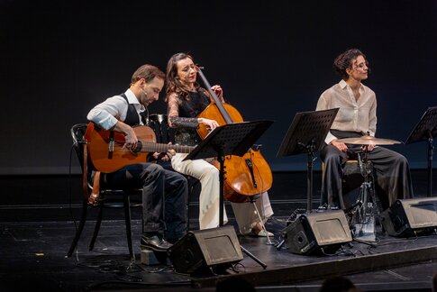 Jannis Raptis, Cristina Basili & Jasmin Meiri-Brauer