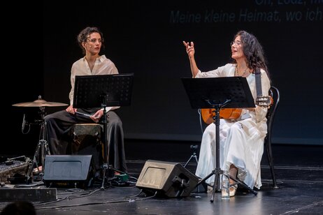 Jasmin Meiri-Brauer & Timna Brauer | © Victor Klein