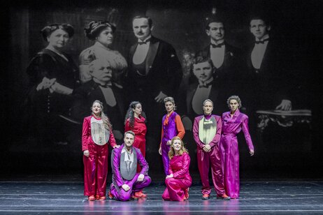 Marion Reiser, Philipp Rudig, Cansu Şîya Yıldız, Julia Posch, Sara Nunius, Christoph Kail, Tommy Fischnaller-Wachtler | © Birgit Gufler