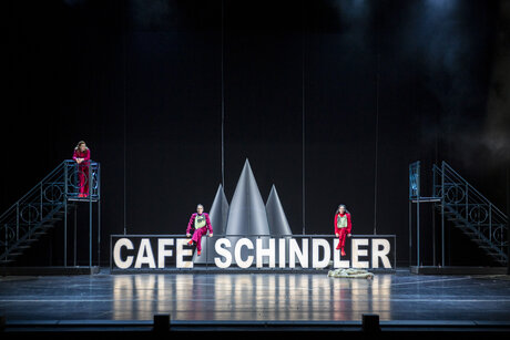 Sara Nunius, Christoph Kail, Cansu Şîya Yıldız | © Birgit Gufler Sara Nunius, Christoph Kail, Cansu Şîya Yıldız | © Birgit Gufler