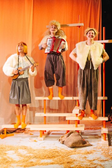 Max Gnant, Nora Winkler, Charlie Rackwitz | © Amir Kaufmann