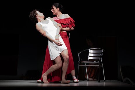 Tommy Fischnaller-Wachtler (Ferdinand), Laetitia Toursarkissian (Miranda)