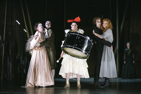 Marie-Therese Futterknecht (Frau von Cypressenburg), Tommy Fischnaller-Wachtler (Monsieur Marquis), Laetitia Toursarkissian (Emma), Florian Granzner (Titus Feuerfuchs), Julia Posch (Salome Pockerl), Valentina Wackerle (Dame)