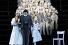 Hazel Neighbour (Etherea), Florian Stern (Matěj Brouček), Erwin Belakowitsch (Zauberlicht) & Chor