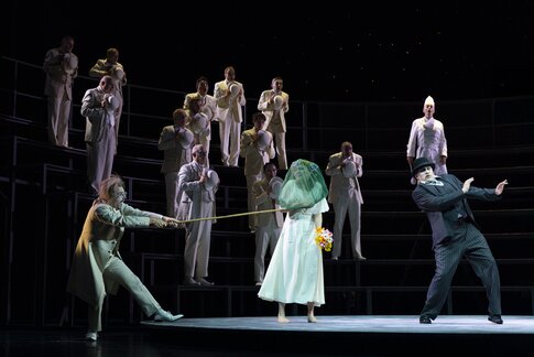 Marcel Brunner (Mondkristan), Hazel Neighbour (Etherea), Florian Stern (Matěj Brouček) & Chor