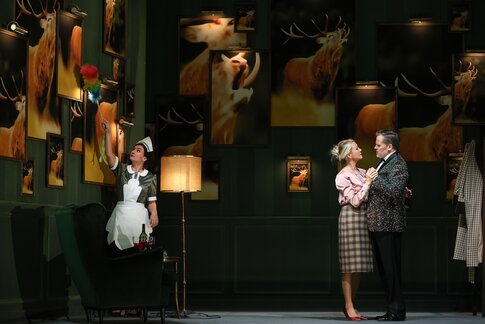 Annina Wachter (Adele), Susanne Langbein (Rosalinde), Florian Stern (Eisenstein)