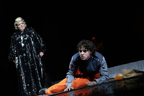 Petra Alexandra Pippan (Großfürstin), Tommy Fischnaller-Wachtler (Iwan Kaljajew) | © Cordula Treml