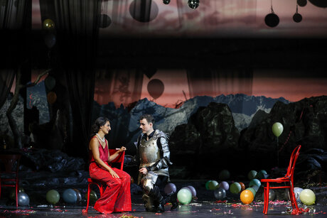 Camilla Lehmeier (Dulcinée) & Oliver Sailer (Don Quichotte) | © Barbara Pálffy Camilla Lehmeier (Dulcinée) & Oliver Sailer (Don Quichotte) | © Barbara Pálffy