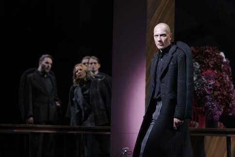Philipp Rudig (Prof. Liebig), Tommy Fischnaller-Wachtler (Herr Landauer), Julia Posch (Anna), Ulrike Lasta (Olga) & Christoph Kail (Prof. Robert Schuster)