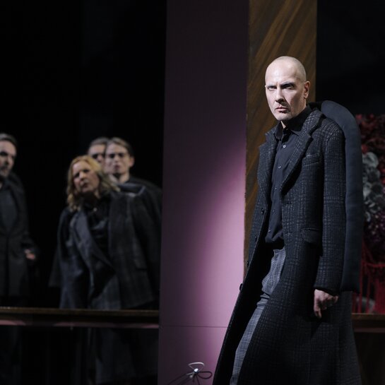 Philipp Rudig (Prof. Liebig), Tommy Fischnaller-Wachtler (Herr Landauer), Julia Posch (Anna), Ulrike Lasta (Olga) & Christoph Kail (Prof. Robert Schuster) | © Marcella Ruiz Cruz