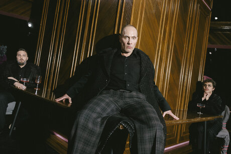 Philipp Rudig (Prof. Liebig), Christoph Kail (Prof. Robert Schuster) & Tommy Fischnaller-Wachtler (Herr Landauer) | © Marcella Ruiz Cruz