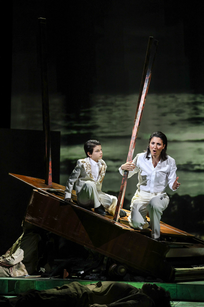 Jakob Noggler (Idamante als Kind) & Camilla Lehmeier (Idamante) | © Barbara Palffy