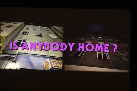 Is Anybody Home? | © David Baltzer