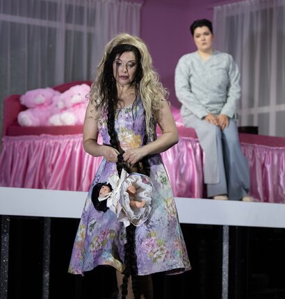 Christiana Oliveira (Cio-Cio-San) & Bernarda Klinar (Suzuki)