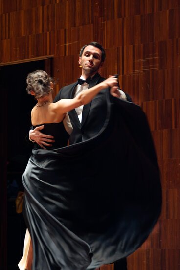 Neujahrskonzert 2026: Moderation Andrea De Majo & Juliana Haider_04 | © WE FEEL