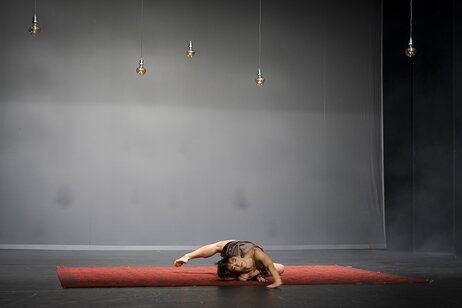 Stück: I Can´t Stand to See You Cry / Choreografie: Franklin Jones da Silva Santos Foto: Melissa Totaro | © Werner Kmetitsch