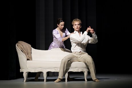 Stück: 3 Stories / Choreografie: Yi Yu Foto: Sarah Merler, Eskil Dorrepaal | © Werner Kmetitsch