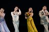 Stück: 3 Stories / Choreografie: Yi Yu Foto: Sarah Merler, Iliano Tomasetto, Catarina Abreu, Antonio Tafuni