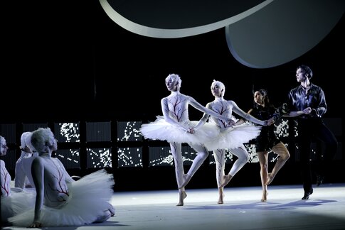 Olivia Swintek, Melissa Totaro, Letizia Pignard, Eskil Dorrepaal, Enemble